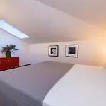 Piccola Apartments - 50M From Beach